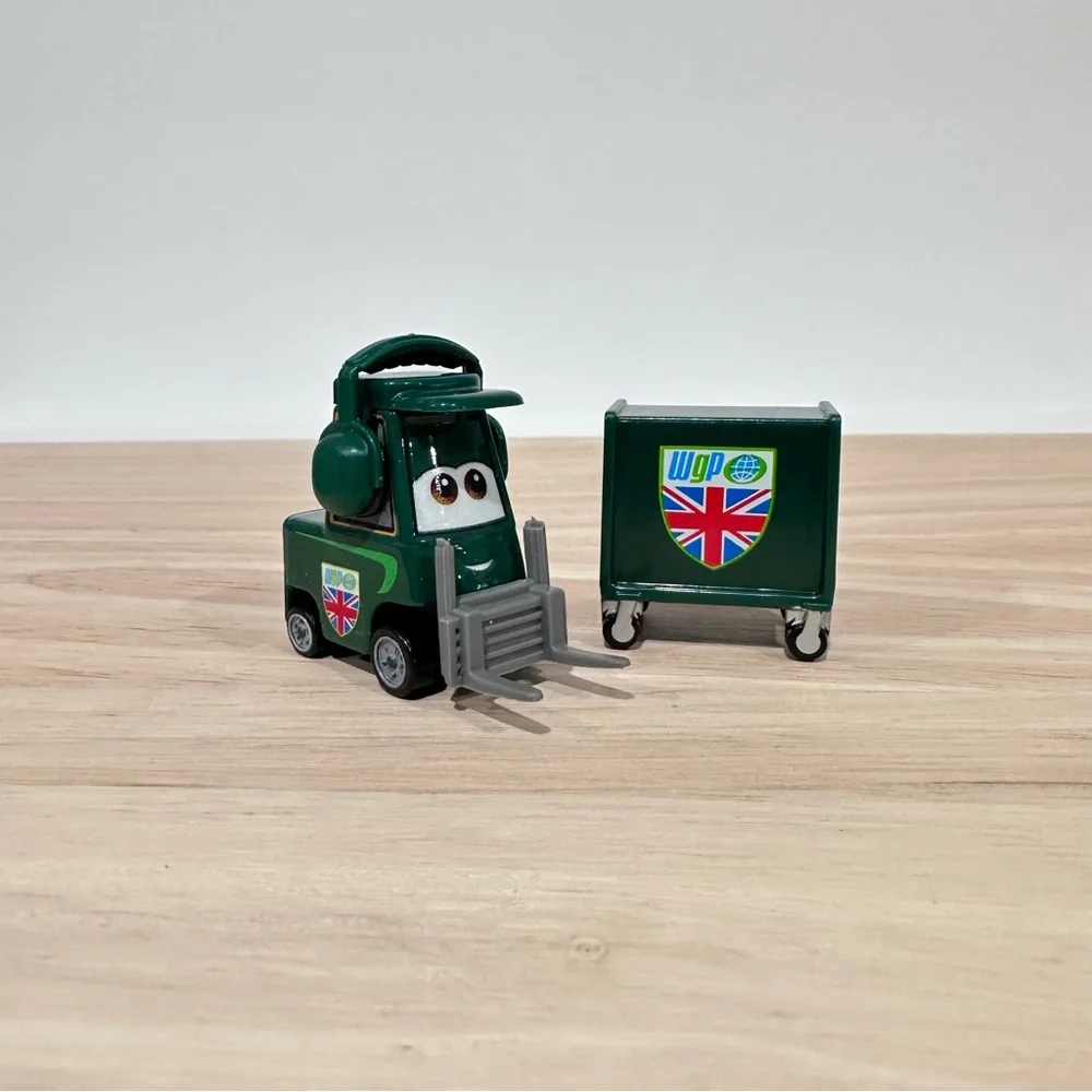 Disney Pixar Cars 2 Diecast Nick Pit-Tire Pitty